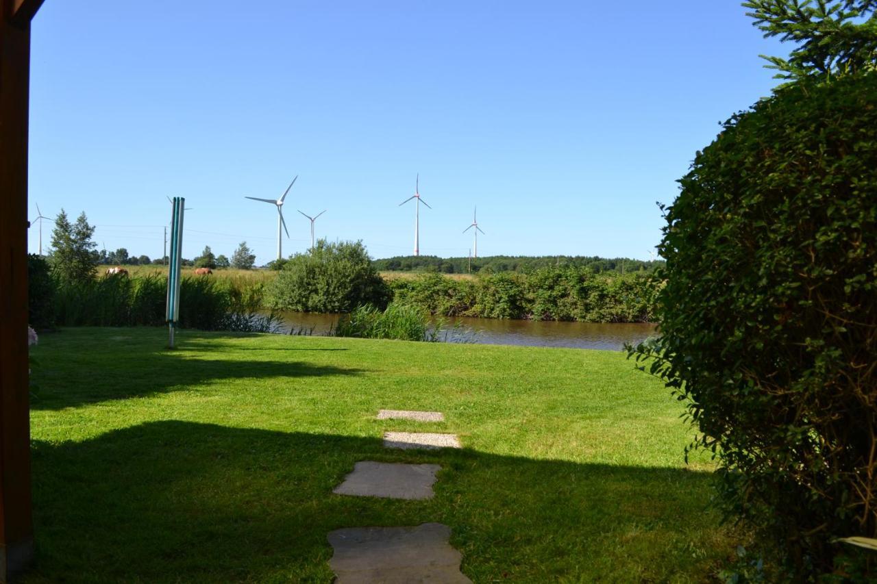 Ferienhaus Am Wasser Hinte Exterior foto